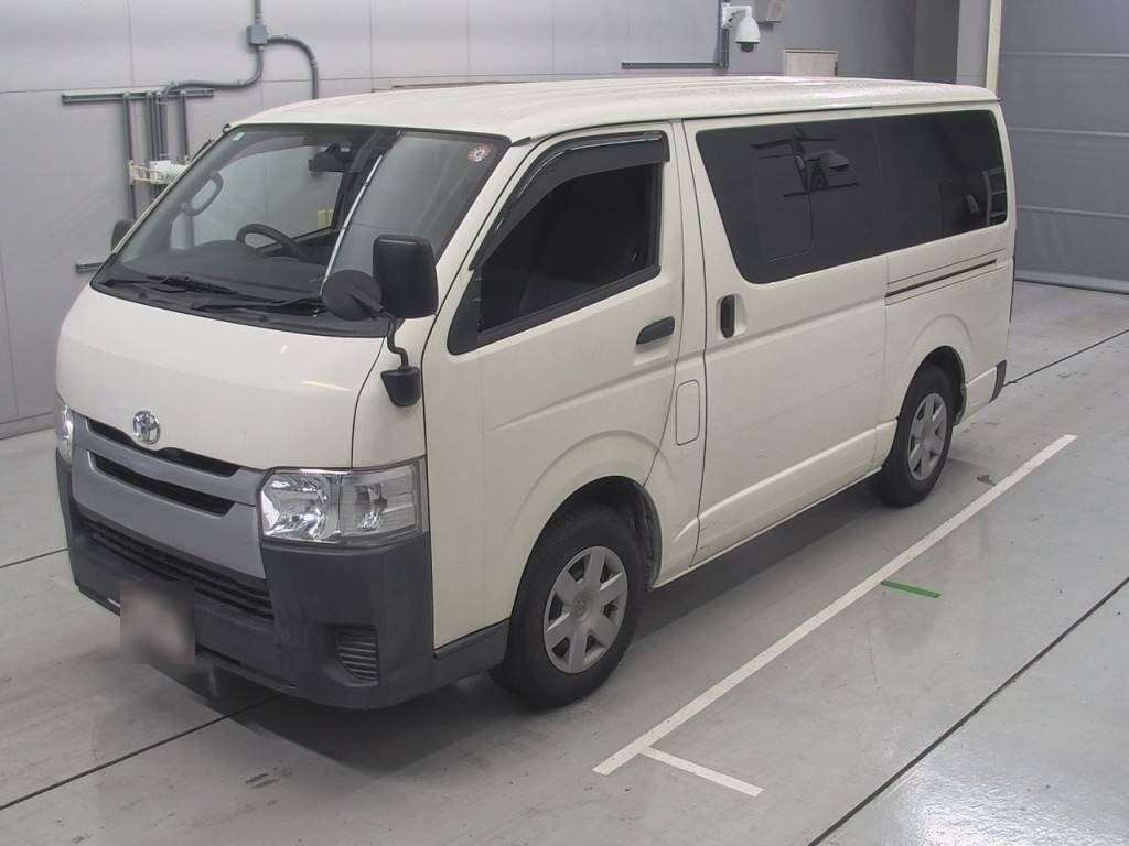 2015 Toyota Hiace Van TRH200V[0]