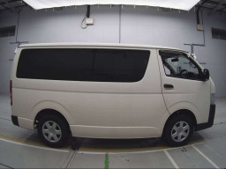 2015 Toyota Hiace Van