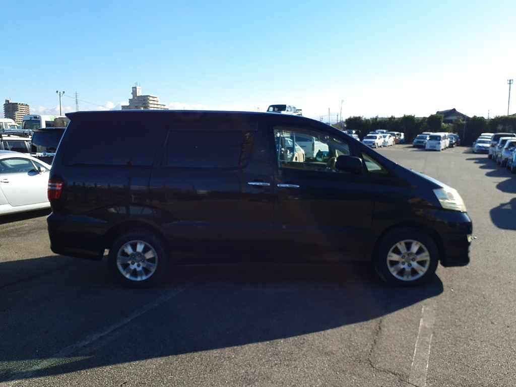 2005 Toyota Alphard V ANH10W[2]