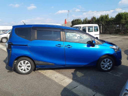 2016 Toyota Sienta