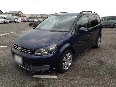 2013 Volkswagen Golf Touran