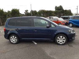 2013 Volkswagen Golf Touran