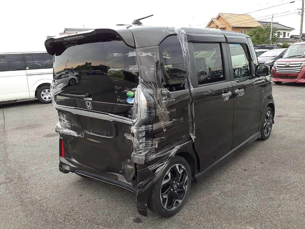 2018 Honda N-BOX CUSTOM JF3[1]