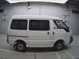 2004 Mazda Bongo Van