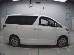 2011 Toyota Vellfire