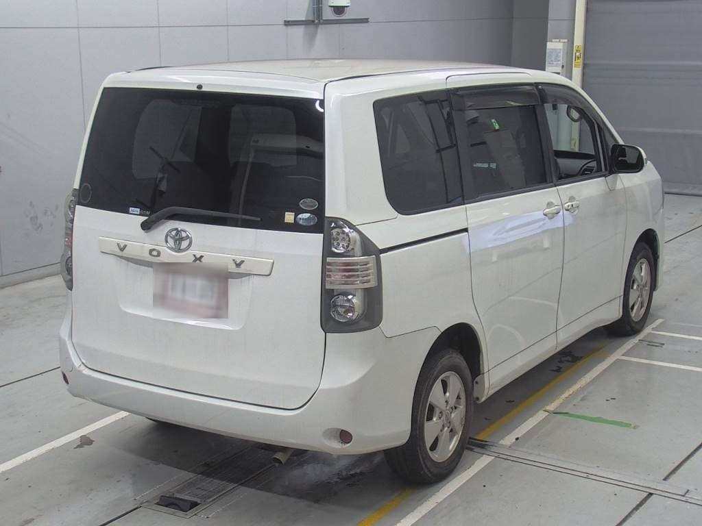 2008 Toyota Voxy ZRR75G[1]