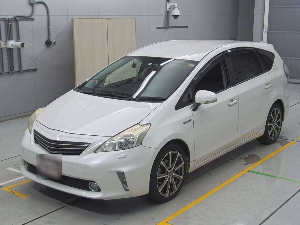 2012 Toyota Prius alpha ZVW41W[0]