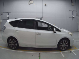 2012 Toyota Prius alpha