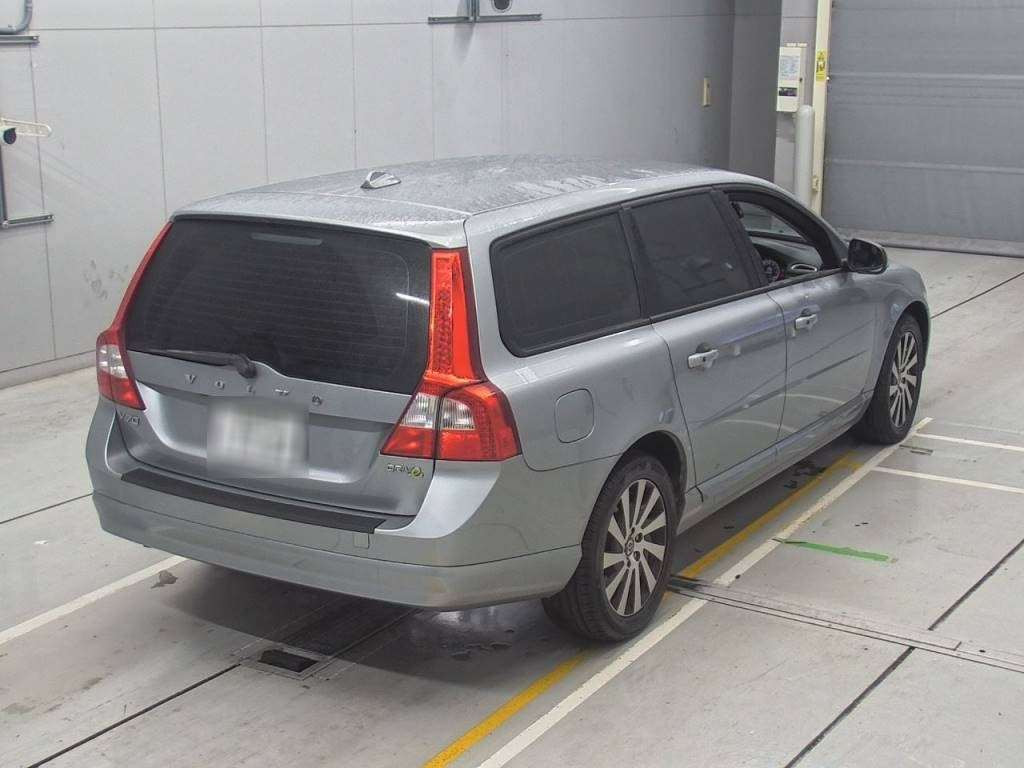 2012 Volvo V70 BB4164TW[1]