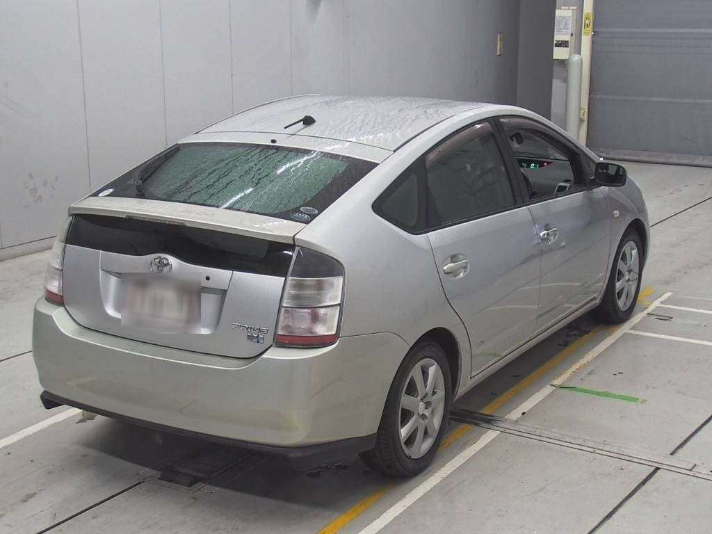 2005 Toyota Prius NHW20[1]