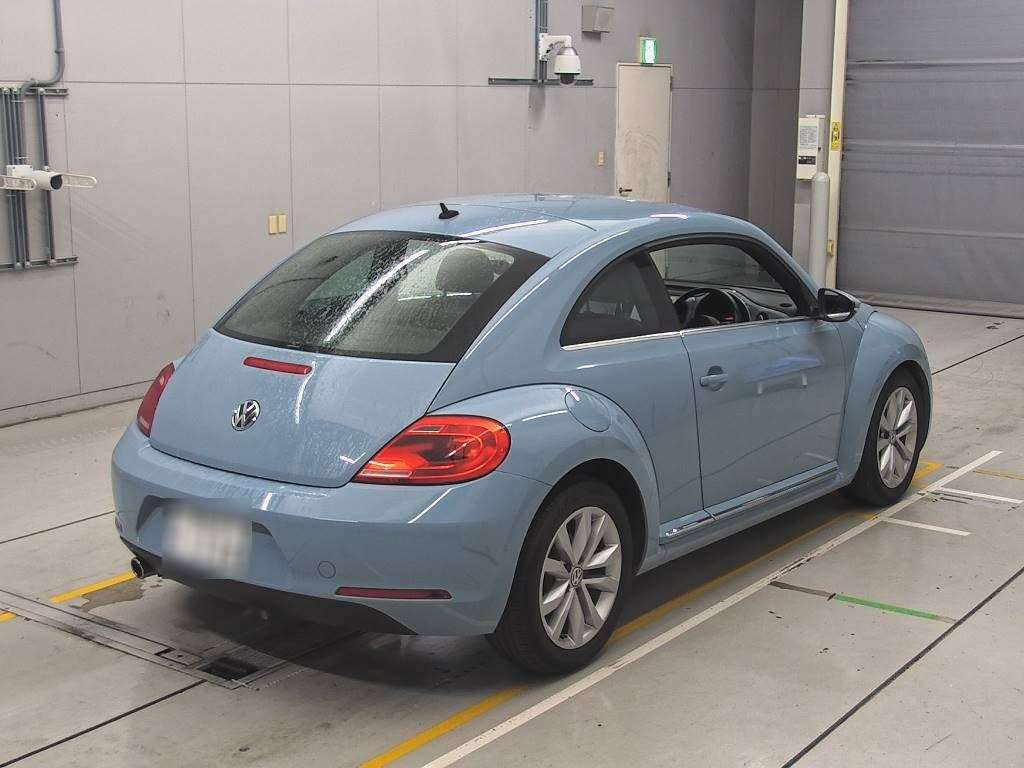 2012 Volkswagen Beetle 16CBZ[1]