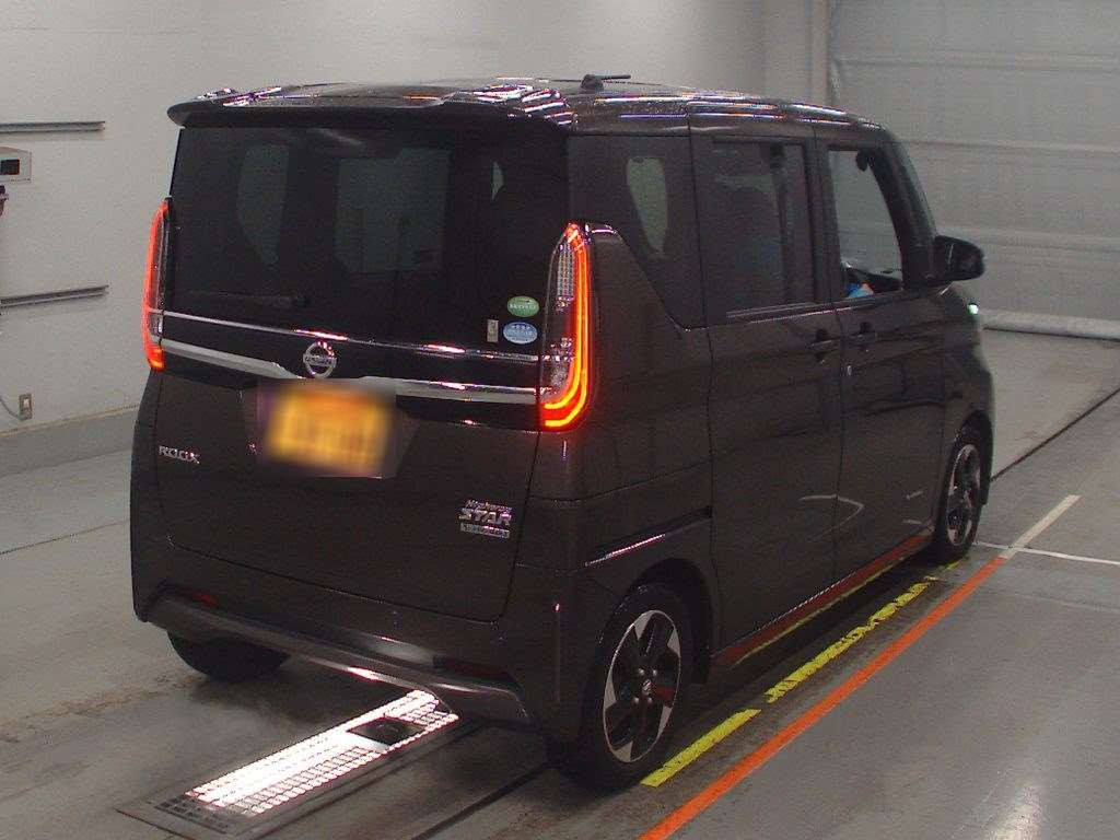 2020 Nissan Roox B44A[1]