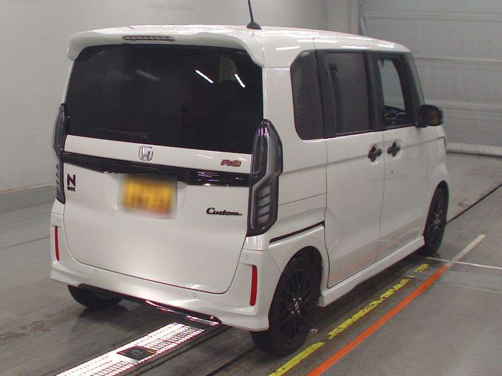 2022 Honda N-BOX CUSTOM JF3[1]