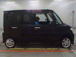 2010 Daihatsu Tanto Custom