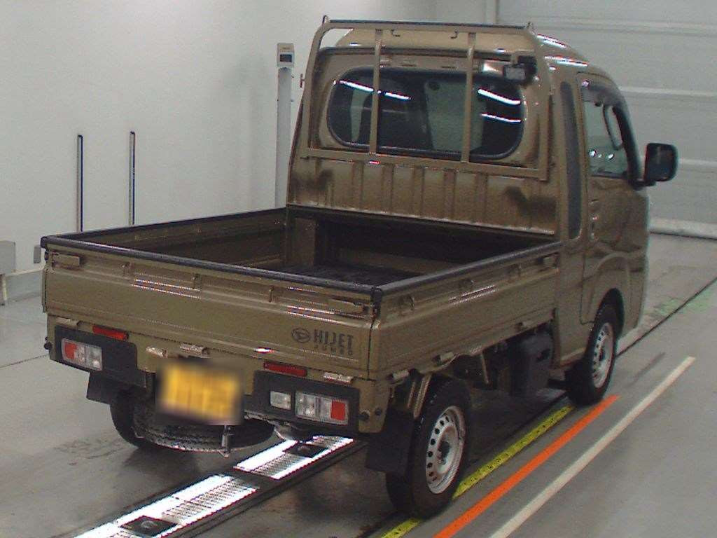 2021 Daihatsu Hijet Truck S510P[1]