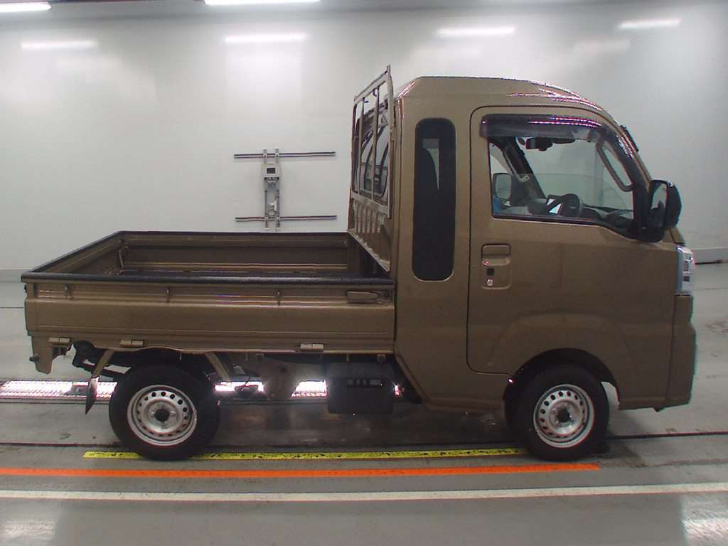 2021 Daihatsu Hijet Truck S510P[2]