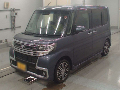 2018 Daihatsu Tanto Custom