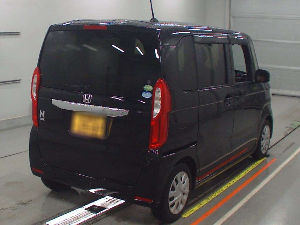 2018 Honda N-BOX JF3[1]