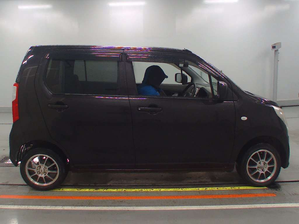 2014 Suzuki Wagon R MH34S[2]