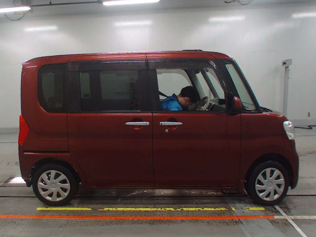 2014 Daihatsu Tanto LA600S[2]