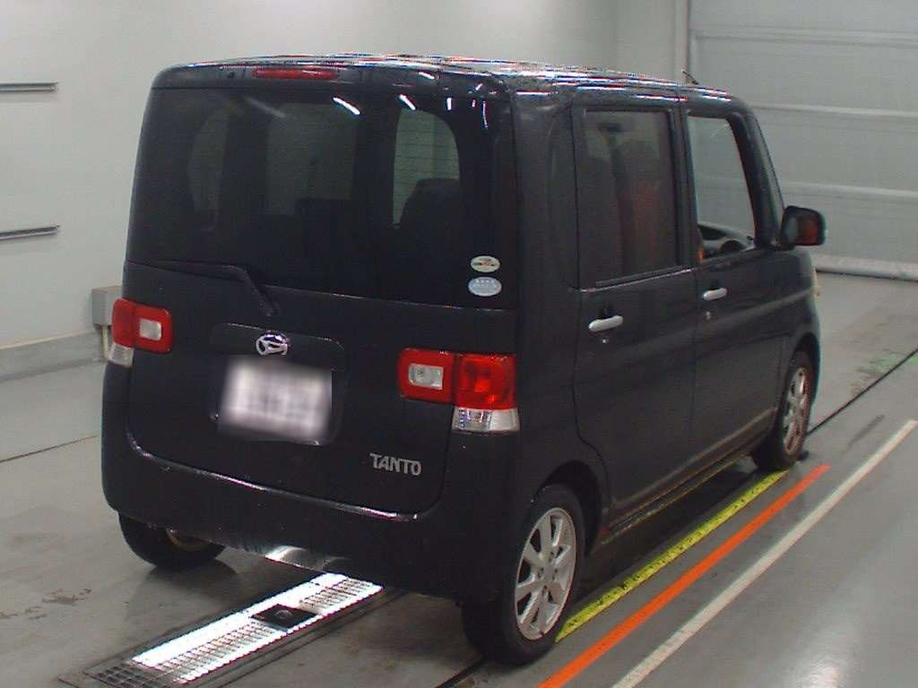 2010 Daihatsu Tanto L375S[1]