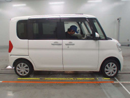 2019 Daihatsu Tanto