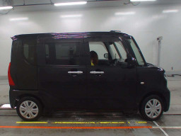 2019 Daihatsu Tanto