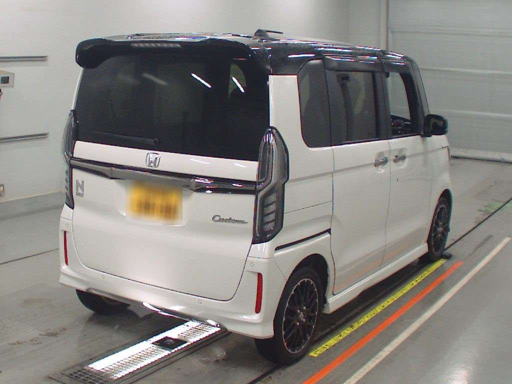 2022 Honda N-BOX CUSTOM JF4[1]