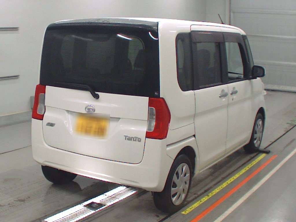 2014 Daihatsu Tanto LA600S[1]