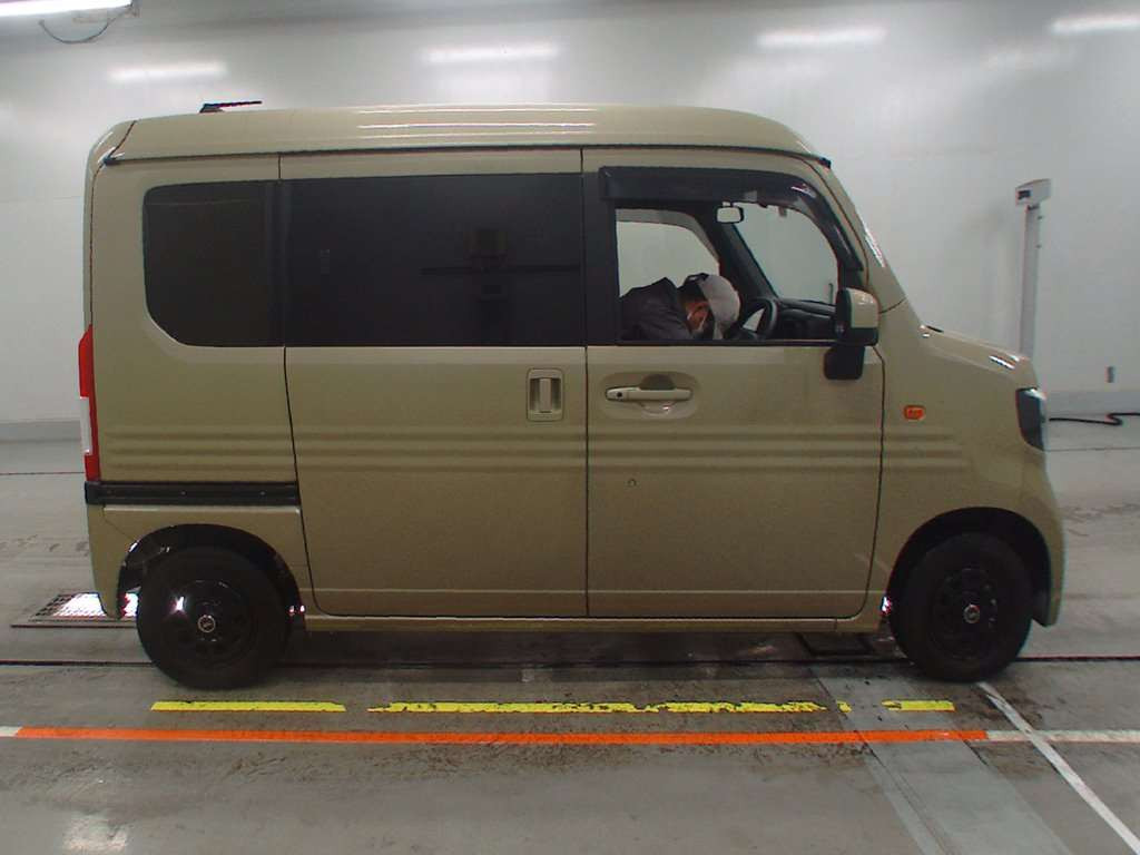 2022 Honda N-Van+Style JJ1[2]