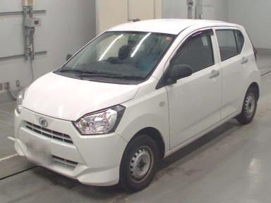 2019 Daihatsu Mira es