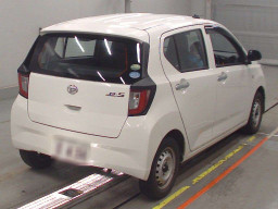 2019 Daihatsu Mira es