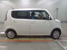 2013 Nissan Moco