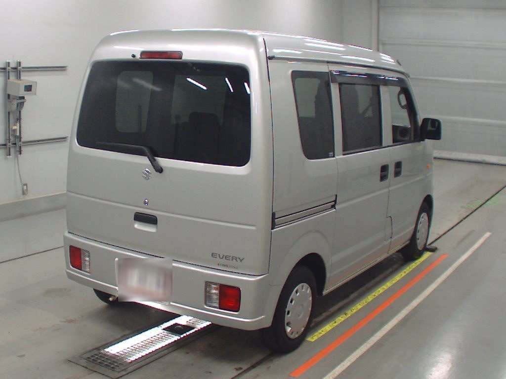 2014 Suzuki Every DA64V[1]