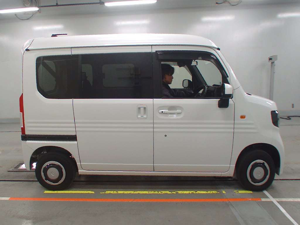 2022 Honda N-Van+Style JJ2[2]