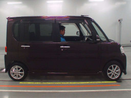 2013 Daihatsu Tanto