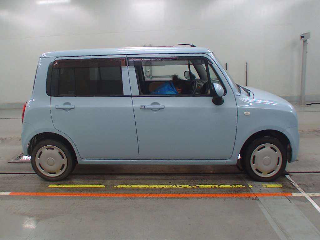 2010 Suzuki ALTO Lapin HE22S[2]