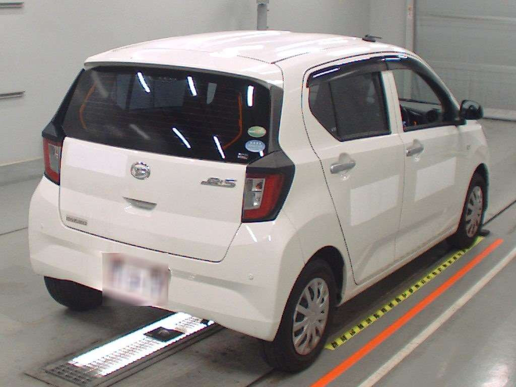 2019 Daihatsu Mira es LA350S[1]