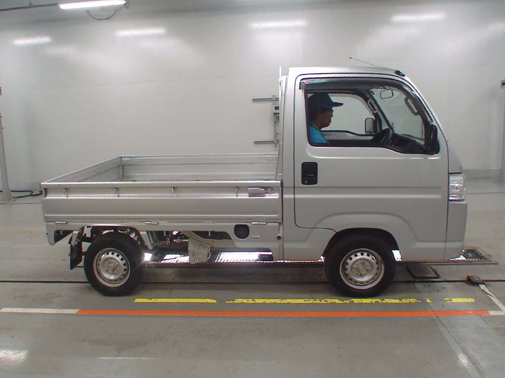 2016 Honda Acty Truck HA9[2]