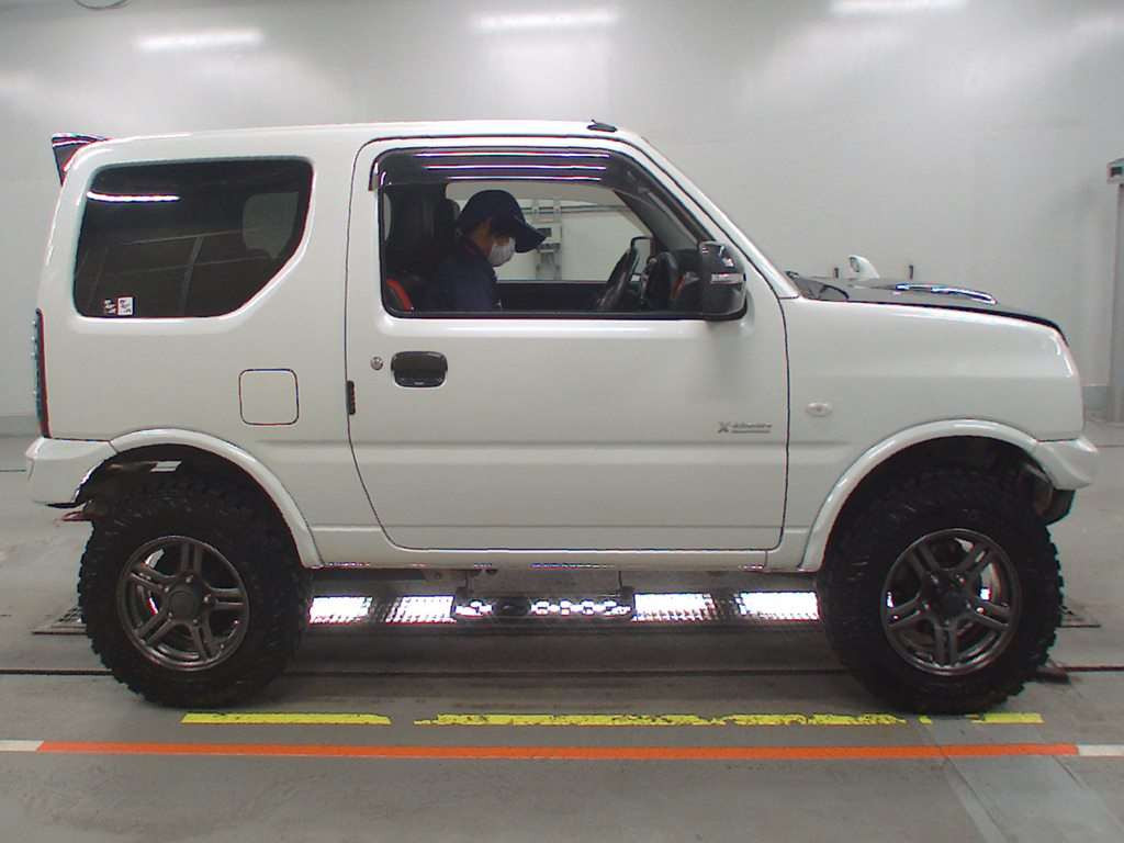 2014 Suzuki Jimny JB23W[2]