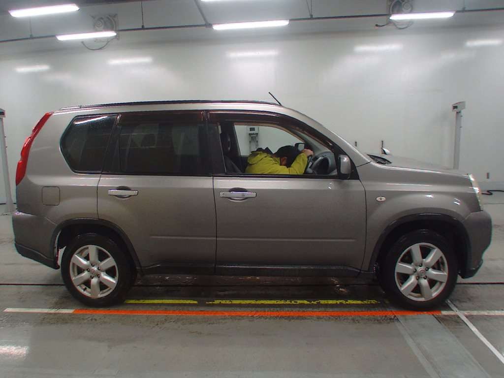 2009 Nissan X-Trail NT31[2]