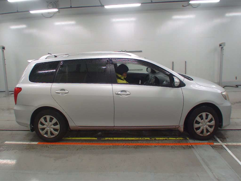 2008 Toyota Corolla Fielder NZE141G[2]