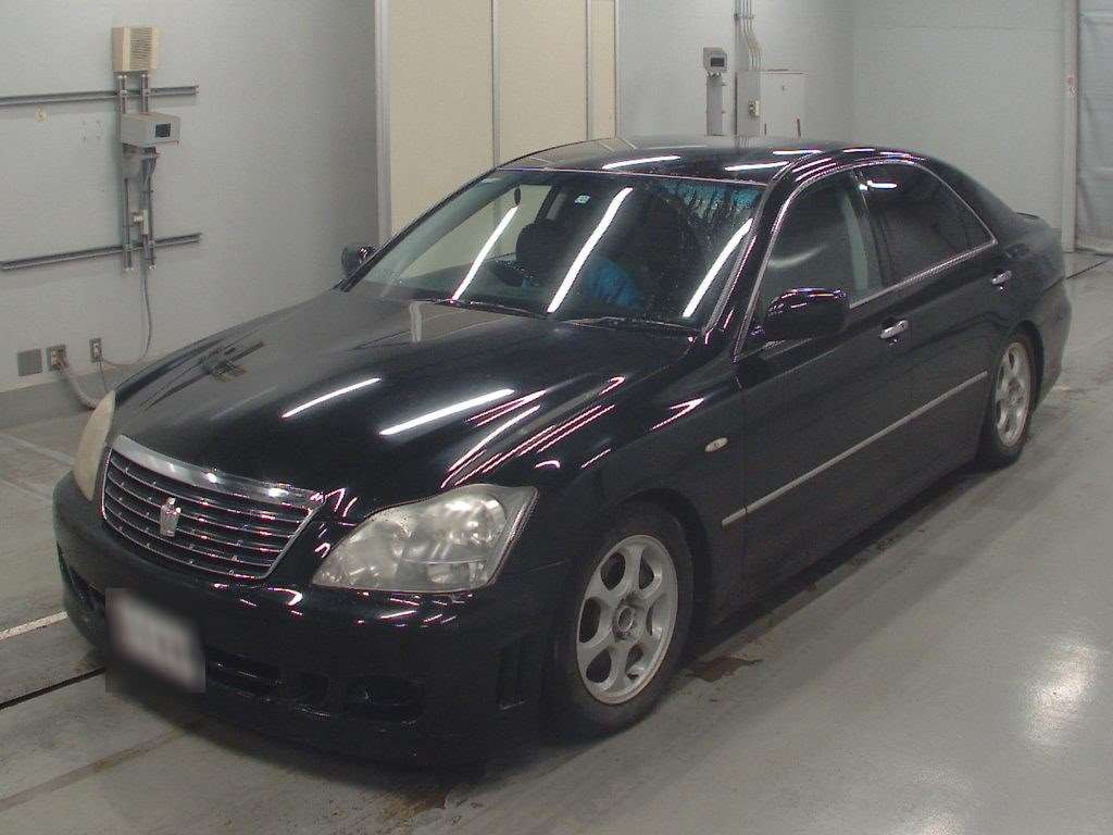 2005 Toyota Crown GRS180[0]