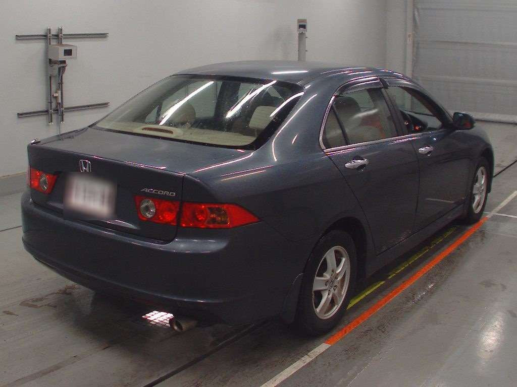 2005 Honda Accord CL7[1]