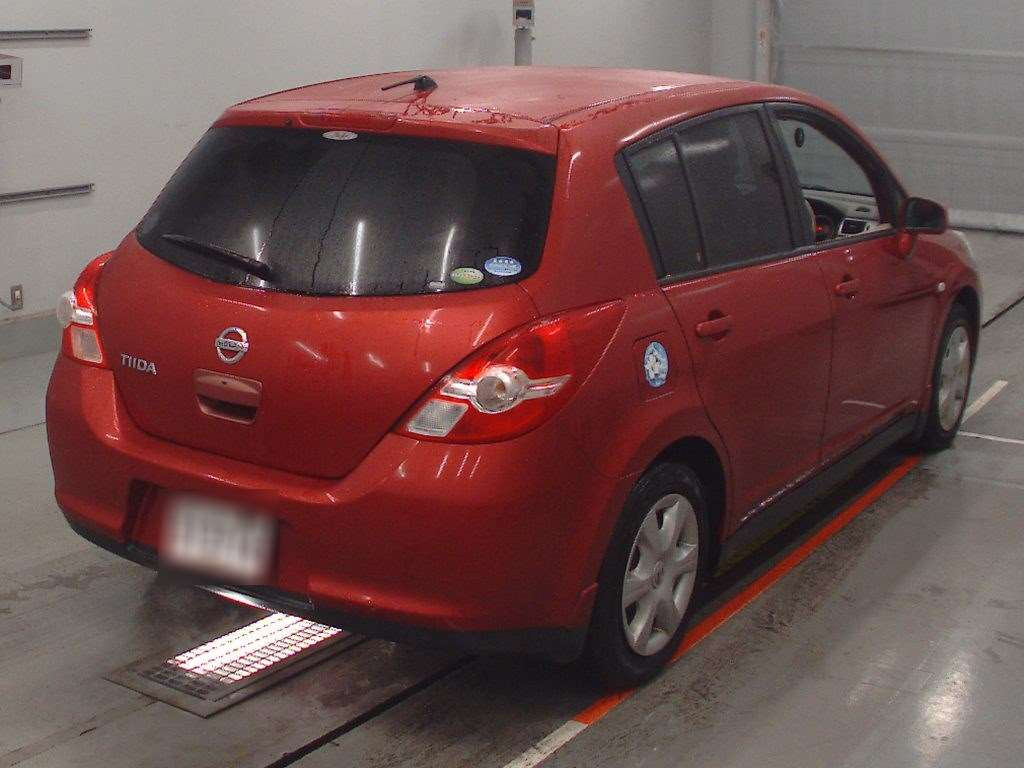 2010 Nissan Tiida C11[1]