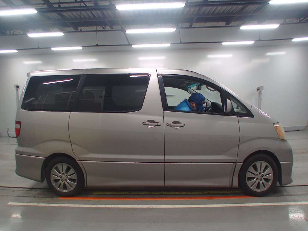 2004 Toyota Alphard ANH10W[2]