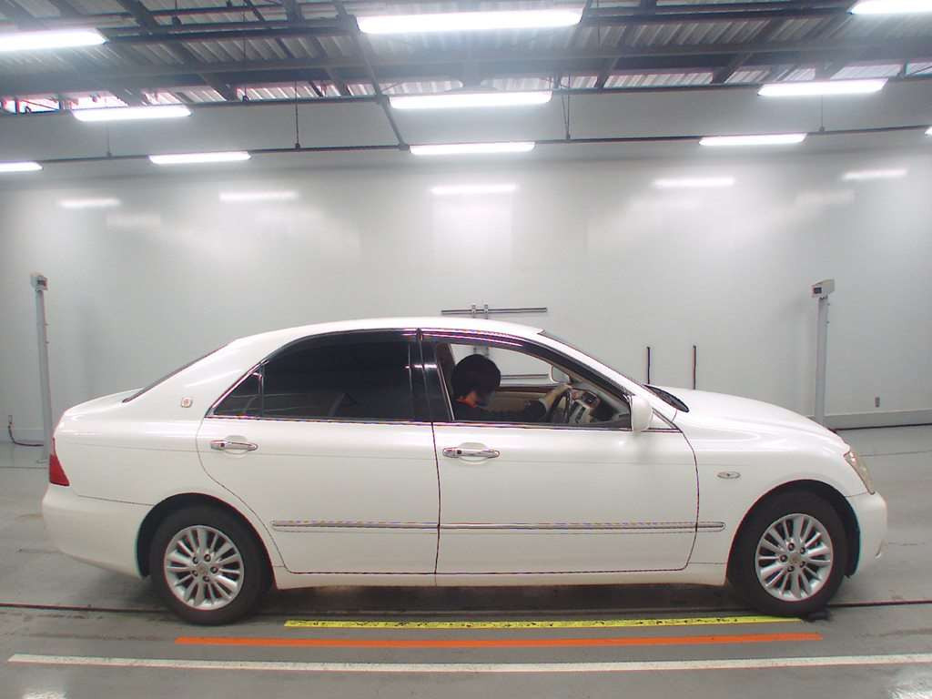 2006 Toyota Crown GRS180[2]