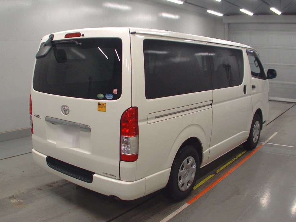 2020 Toyota Hiace Van TRH200V[1]