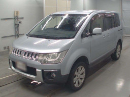 2013 Mitsubishi Delica D5