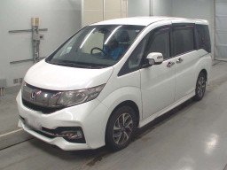 2017 Honda Step WGN Spada